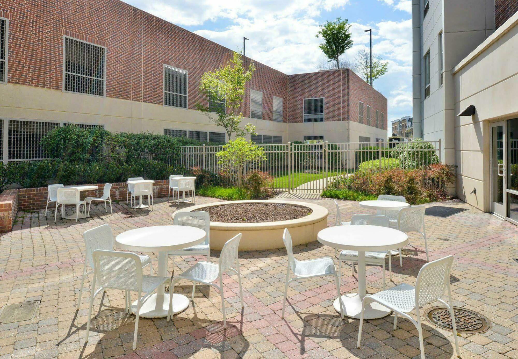 Springhill Suites Fairfax Fair Oaks Екстериор снимка
